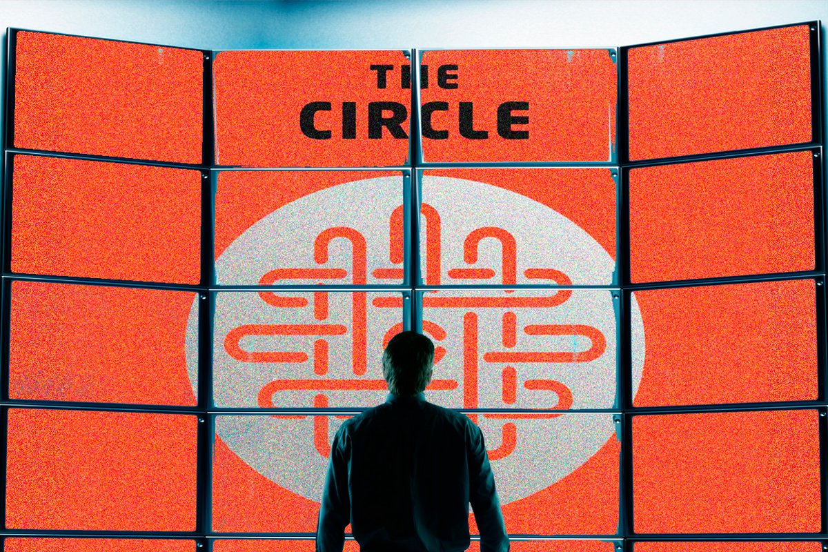 'Breaking the Internet': Social Media Society in Dave Eggers' The Circle